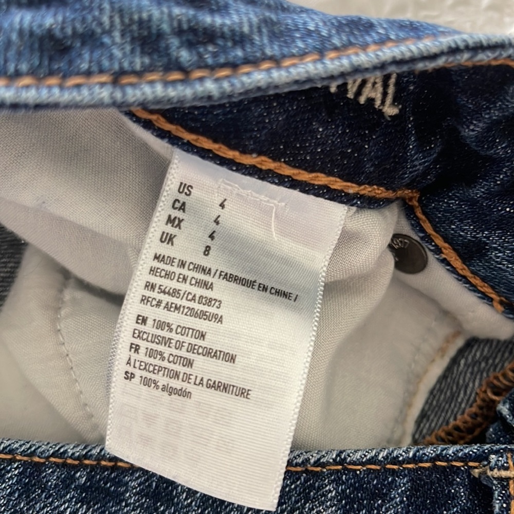American Eagle Distressed Jeans Shorts - Picture 8 of 9